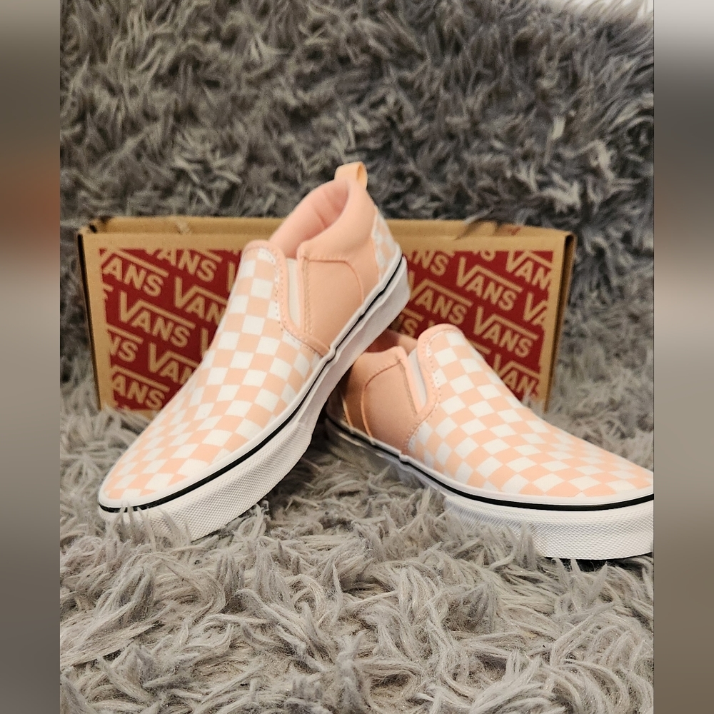 Size 6.0 Youth Vans